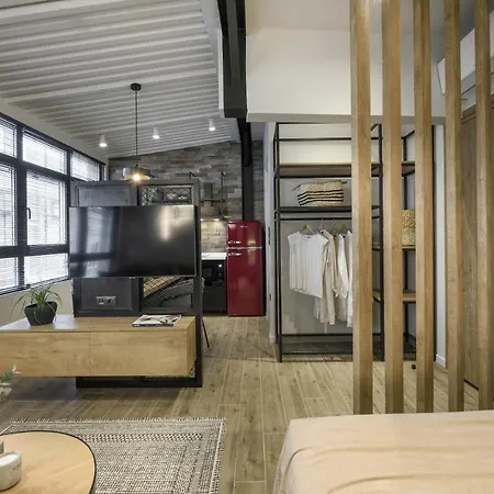 Olvios Lofts @ladadika *