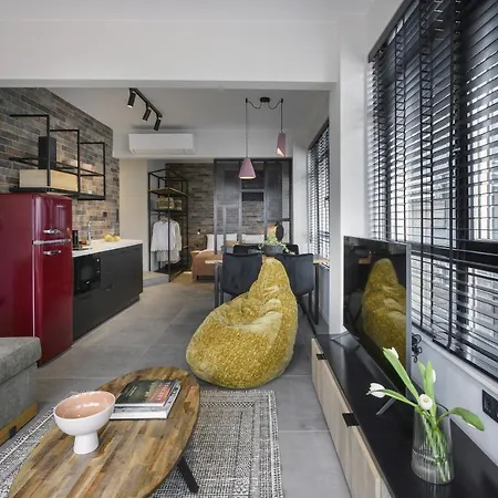 Olvios Lofts @ladadika Salonicco