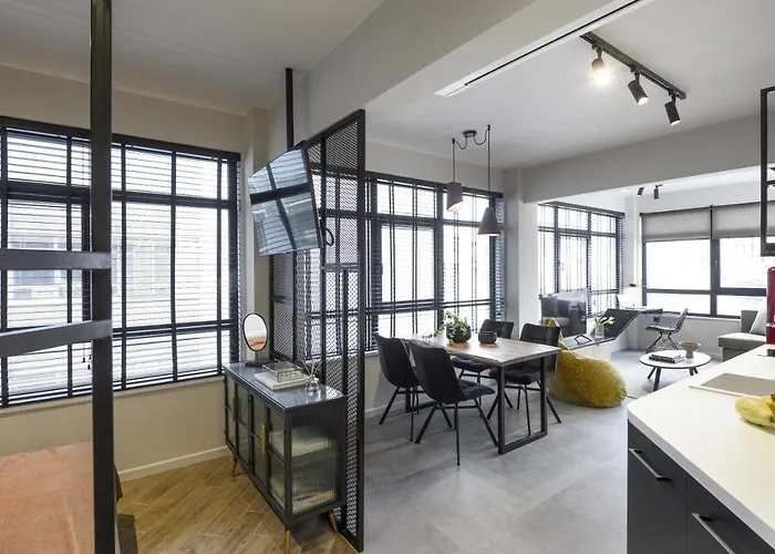 דירה Olvios Lofts @ladadika סלוניקי